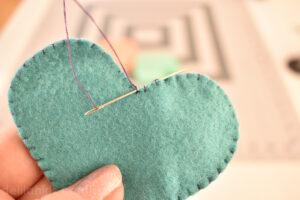 learn to hand sew